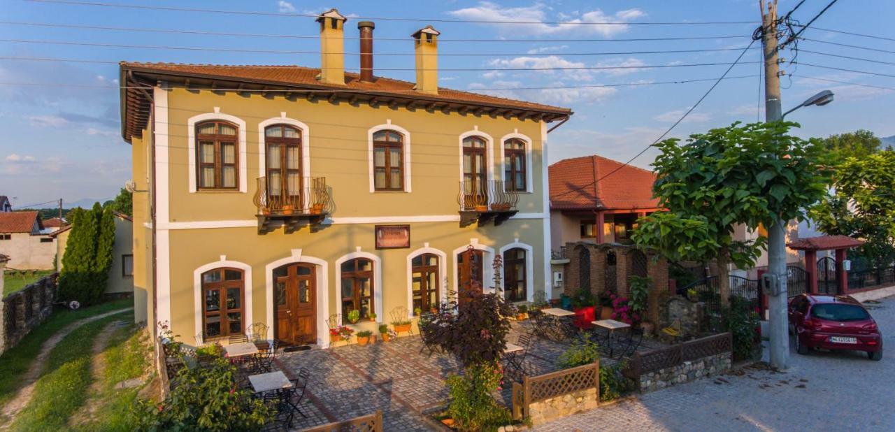 קרקיני Oikoperiigitis Hotel מראה חיצוני תמונה
