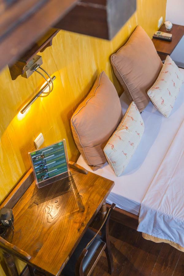 קרקיני Oikoperiigitis Hotel מראה חיצוני תמונה